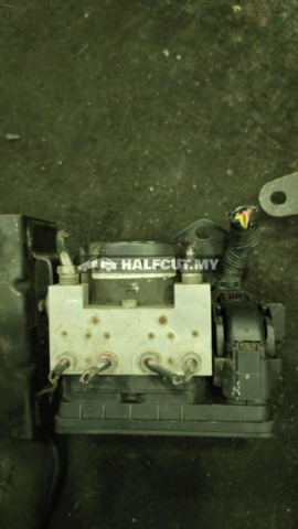 NISSAN NAVARA ABS PUMP T