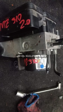 MAZDA 3 BFD1-437AZ-C E ABS PUMP
