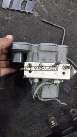 TOYOTA FT86 ABS PUMP