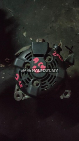 TOYOTA HARRIER ACU30 05 2.4 ALTERNETER