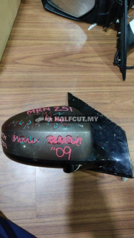 Z51 09 11W RH SIDE MIRROR