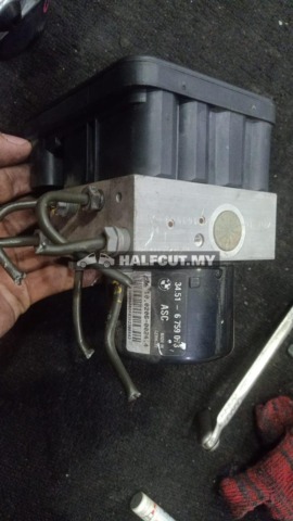 BMW E46 3451-6759073 ABS PUMP
