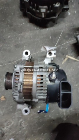 MAZDA 3 10 2.5 ALTERNETER