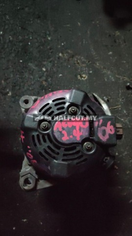 TOYOTA CAMRY ACV40 06 2.4 ALTERNETER