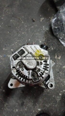 TOYOTA CAMRY 02 2.0 ALTENATOR