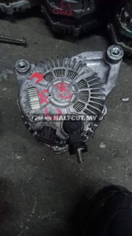 MAZDA CX5 19 2.5 ALTERNETER