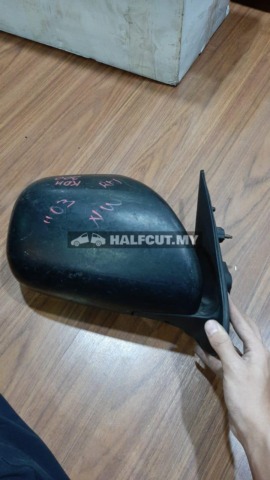 TOYOTA HIACE KDH200 03 SIDE MIRROR NW RH