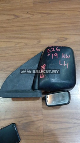 NISSAN URVAN E26 19 SIDE MIRROR NW LH