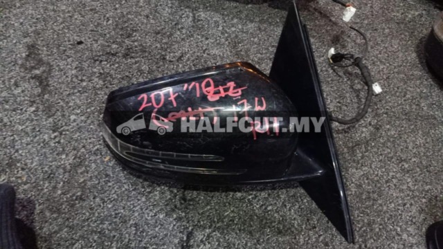 MERCEDES BENZ W204 10 SIDE MIRROR 17W RH