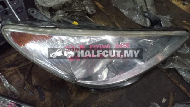 TOYOTA ESTIMA ACR30 RH HEADLAMP HEADLIGHT HEAD LAMP LIGHT