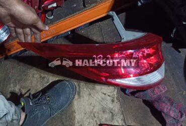 TOYOTA ALPHARD VELLFIRE ACR50 28-205 LH TAILLAMP TAILLIGHT TAIL REAR LAMP LIGHT