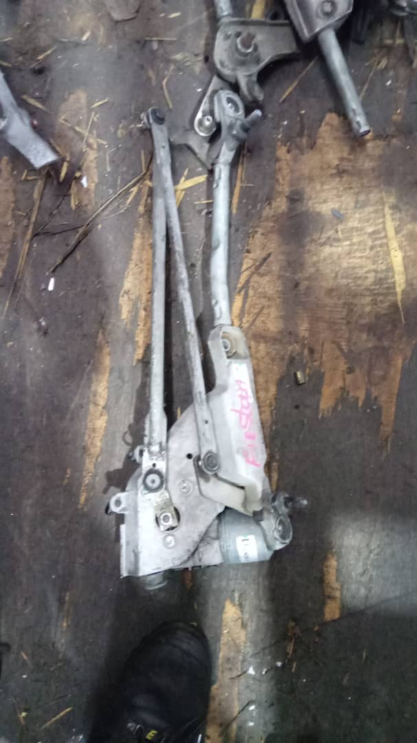 FORD FIESTA 2012 WIPER LINK