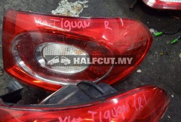 VOLKSWAGEN VW TIGUAN 2011 RR TAILLAMP TAILLIGHT TAIL REAR LAMP LIGHT