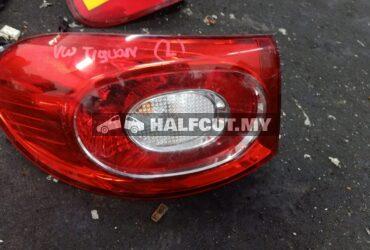 VOLKSWAGEN VW TIGUAN 2011 R L TAILLAMP TAILLIGHT TAIL REAR LAMP LIGHT