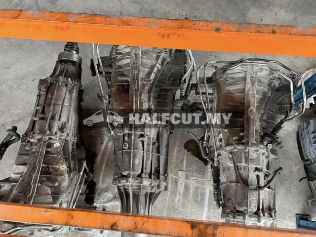 AUDI A4 A5 2.0 AUTO GEARBOX GEAR BOX