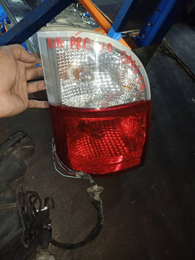 KIA PREGIO 2006 LH TAILLAMP TAILLIGHT TAIL REAR LAMP LIGHT