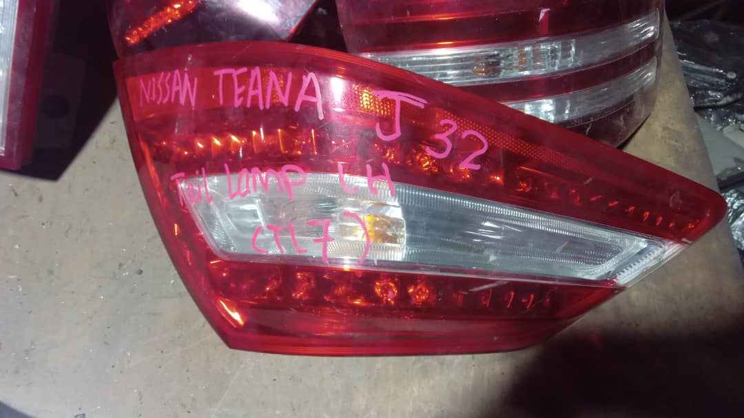 NISSAN TEANA J32 LH TAILLAMP TAILLIGHT TAIL REAR LAMP LIGHT