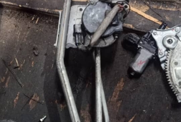 PROTON SAGA BLM WIPER LINK