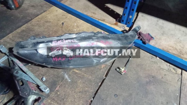 FORD FIESTA SECOND BLACK LH HL8 HEADLAMP HEADLIGHT HEAD LAMP LIGHT