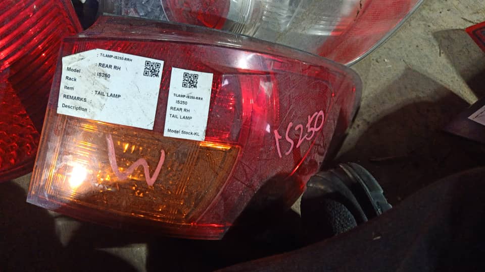 LEXUS IS250 2008 RH TAILLAMP TAILLIGHT TAIL REAR LAMP LIGHT