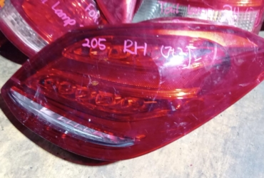 MERCEDES BENZ W205 RH TAILLAMP TAILLIGHT TAIL REAR LAMP LIGHT