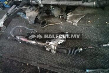 VOLKSWAGEN POLO 9N 1.4 05 STEERING RACK