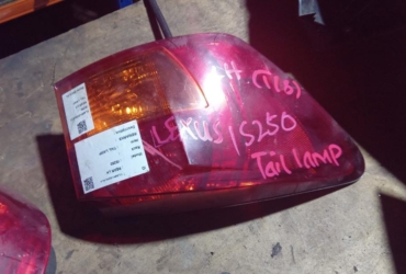 LEXUS IS250 LH TAILLAMP TAILLIGHT TAIL REAR LAMP LIGHT