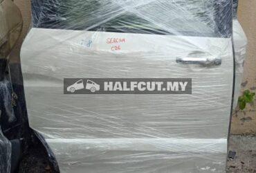 NISSAN SERENA C26 SIDE DOOR R R C26