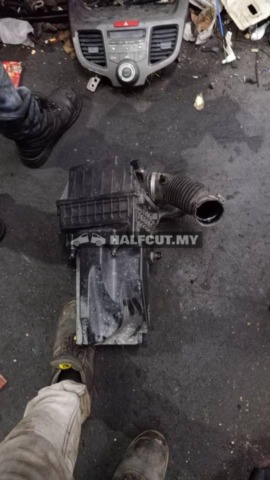 FORD FIESTA 14 1.6 AIR CLEANER