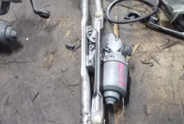 LEXUS IS250 WIPER LINK