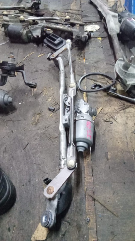 LEXUS IS250 WIPER LINK