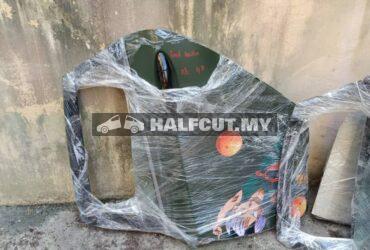 FORD FIESTA REAR DOOR R L