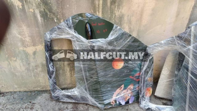 FORD FIESTA REAR DOOR R L