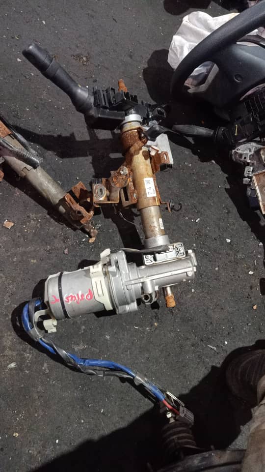 TOYOTA PRIUS C STEERING SHAFT MOTOR