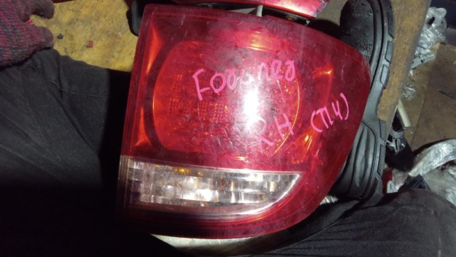 TOYOTA FORTUNER RH TAILLAMP TAILLIGHT TAIL REAR LAMP LIGHT