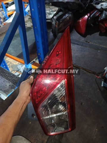 PROTON IRIZ 2014 RH TAILLAMP TAILLIGHT TAIL REAR LAMP LIGHT