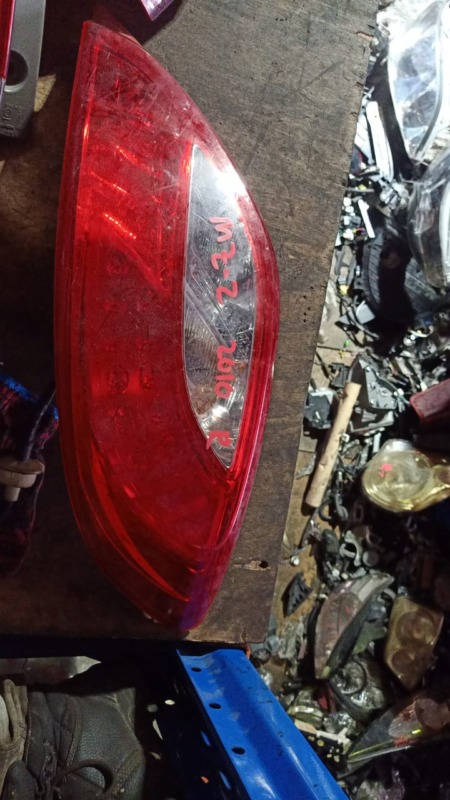 MAZDA 2 2010 RH TAILLAMP TAILLIGHT TAIL REAR LAMP LIGHT