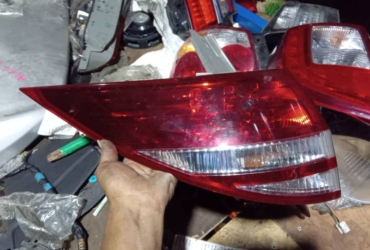 TOYOTA ESTIMA ACR50 LH TAILLAMP TAILLIGHT TAIL REAR LAMP LIGHT