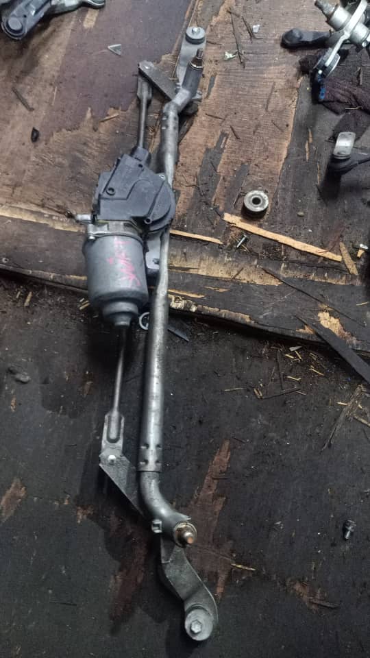 SUZUKI SWIFT 1.4 WIPER LINK