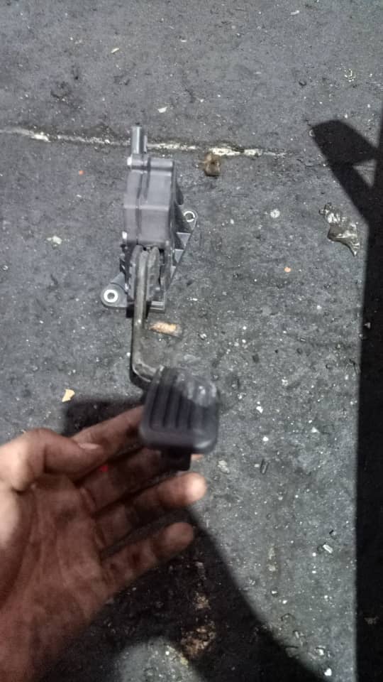 TOYOTA VIOS NCP93 PEDAL SENSOR
