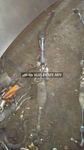 NISSAN URVAN E26 STEERING RACK
