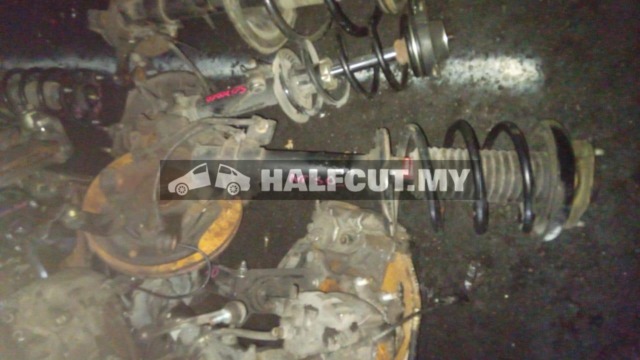 NISSAN XTRAIL X-TRAIL NT32 FRONT AXLE F R