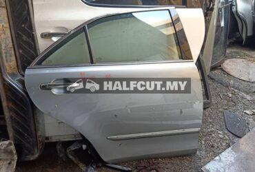 TOYOTA CAMRY ACV40 REAR DOOR R R