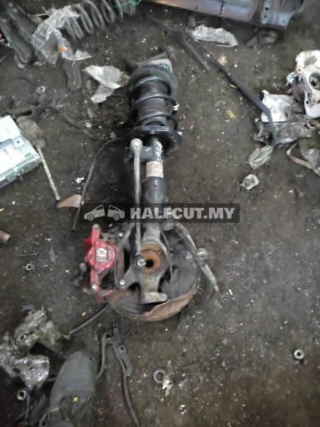 MERCEDES BENZ A176 W250 FRONT AXLE F R