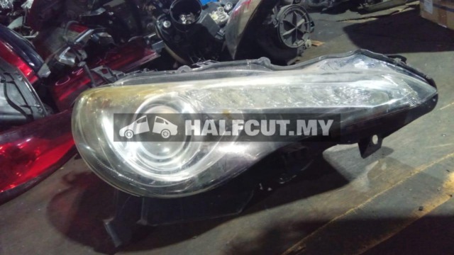 TOYOTA FT86 RH HID HEADLAMP HEADLIGHT HEAD LAMP LIGHT