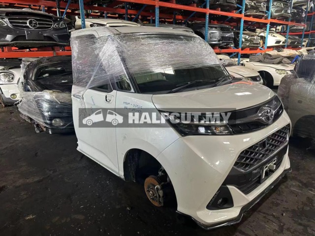 TOYOTA TANK HALFCUT HALF CUT