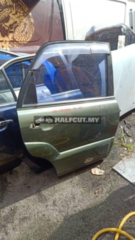 KIA SPORTAGE REAR DOOR 2004 R R