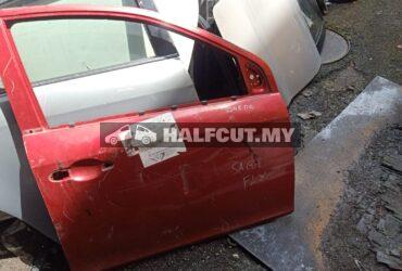 PROTON SAGA FLX FRONT DOOR F R KOSONG