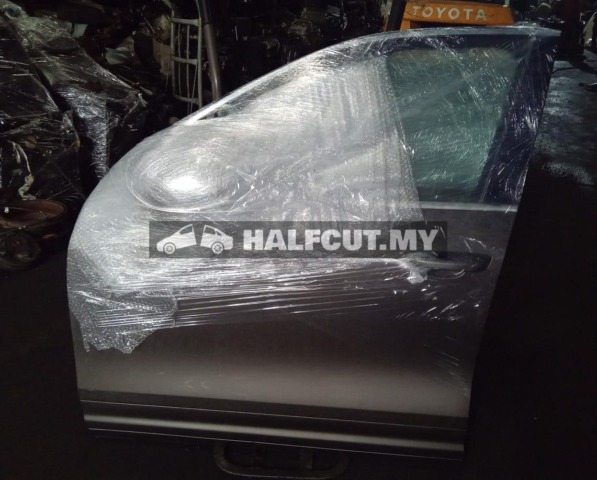 PORSCHE CAYENNE 958 2018 FRONT DOOR F L