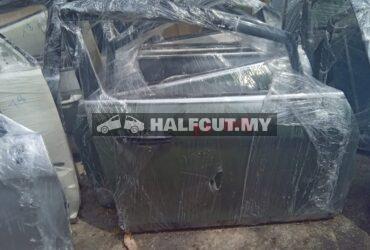 FORD FIESTA 1.0 2013 FRONT DOOR F R